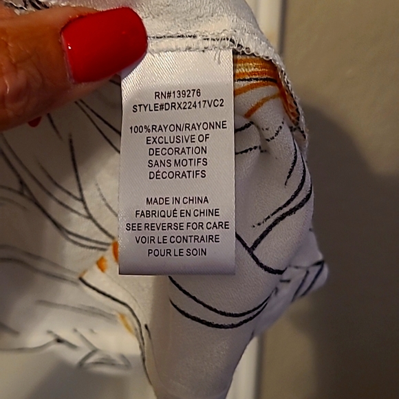 Women's floral blouse - Picture 4 of 5